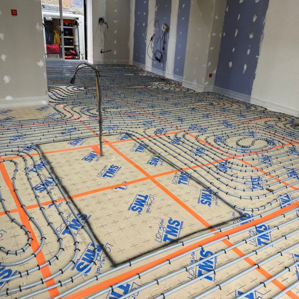 Installateur Pompe à Chaleur Air-Eau Plancher chauffant