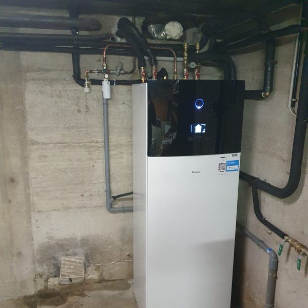 Pompe à chaleur air-eau installée par Thermo Concept dans la Loire (42)