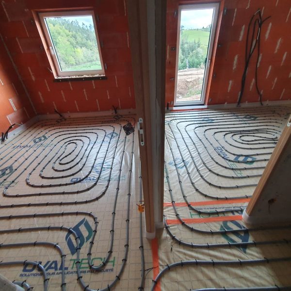 Installateur Pompe à Chaleur Air-Eau Plancher chauffant